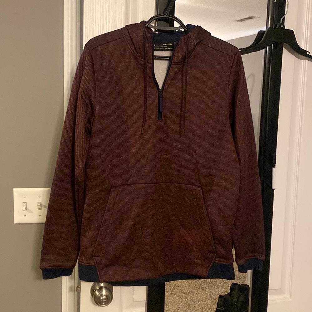 Mens Under Armour Cold Gear pull over half zip hoodie